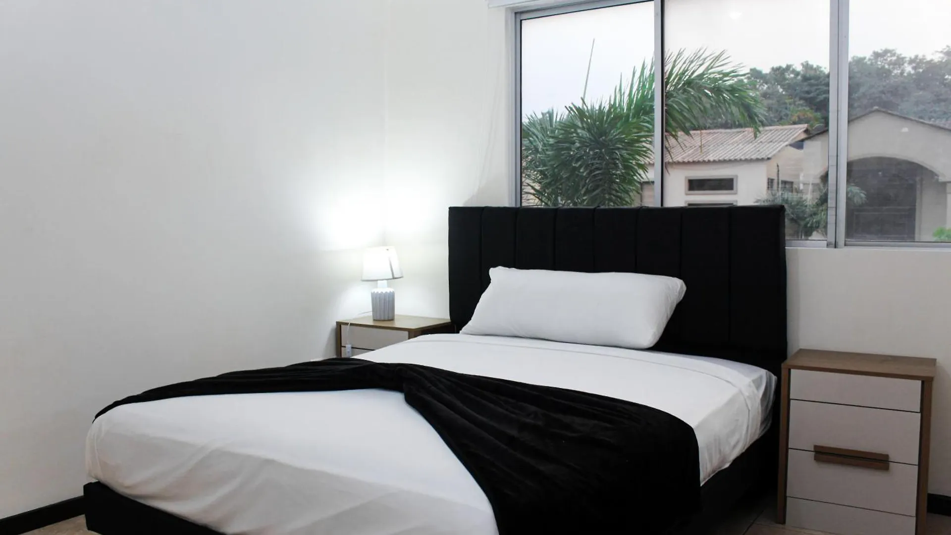 Piscina Privada, Bbq, En Casa Privada De 3 Habitaciones Γκουαγιακίλ Διαμέρισμα