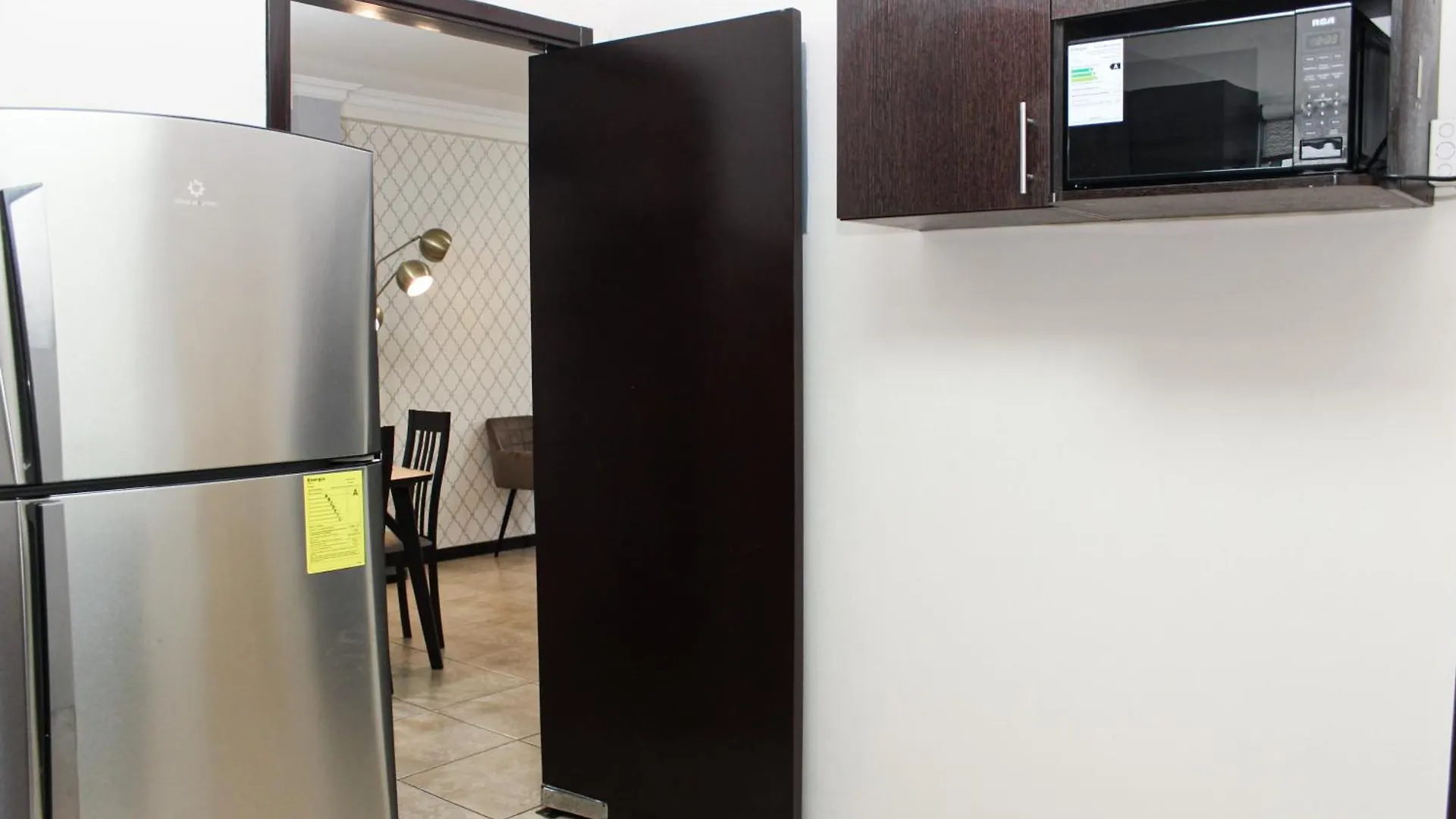 Piscina Privada, Bbq, En Casa Privada De 3 Habitaciones Γκουαγιακίλ 0*,