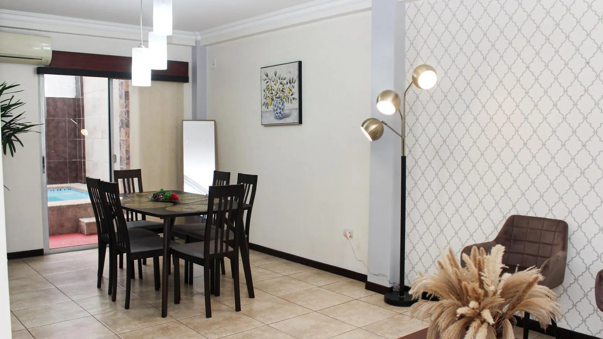 Piscina Privada, Bbq, En Casa Privada De 3 Habitaciones Γκουαγιακίλ